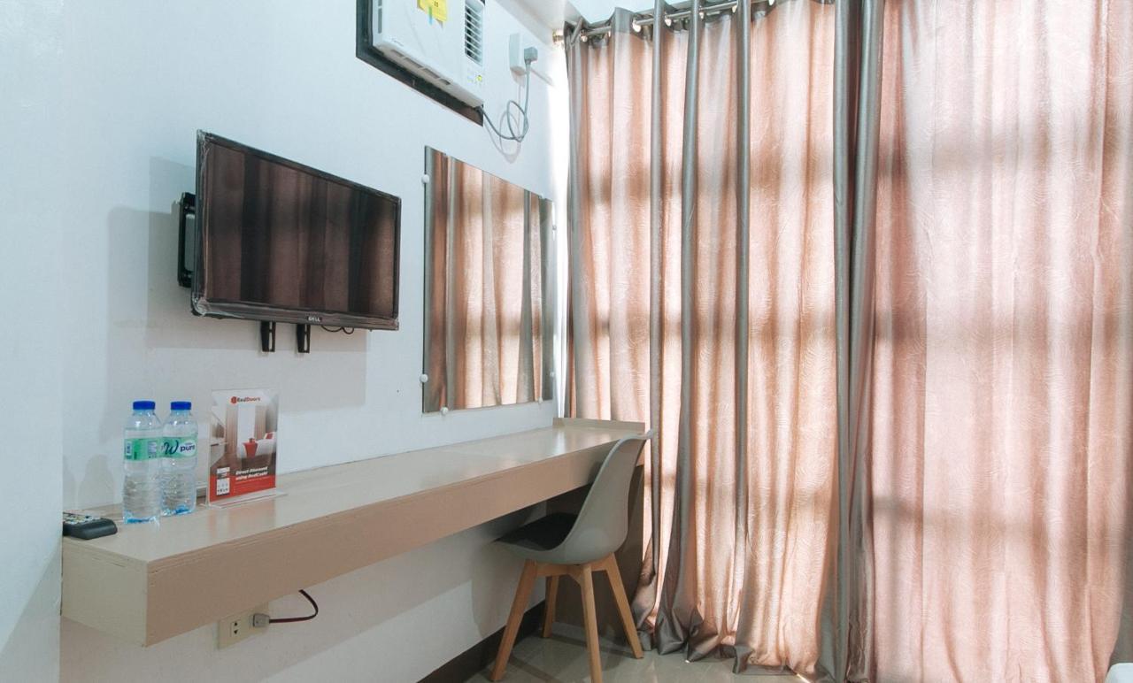 فندق Reddoorz Near Iloilo International Airport Cabatuan المظهر الخارجي الصورة
