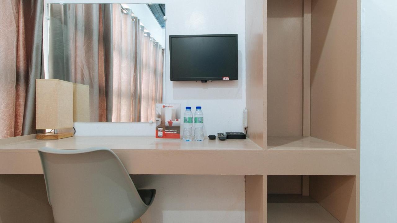 فندق Reddoorz Near Iloilo International Airport Cabatuan المظهر الخارجي الصورة